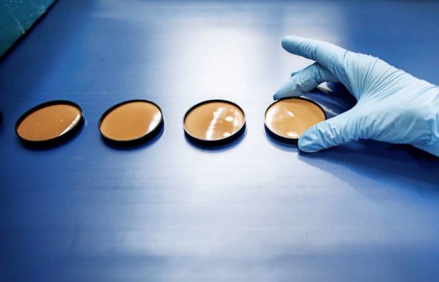 为什么身边涂口红的姑娘越来越多了?-国内-化妆品财经在线-一个行业的生意与思想