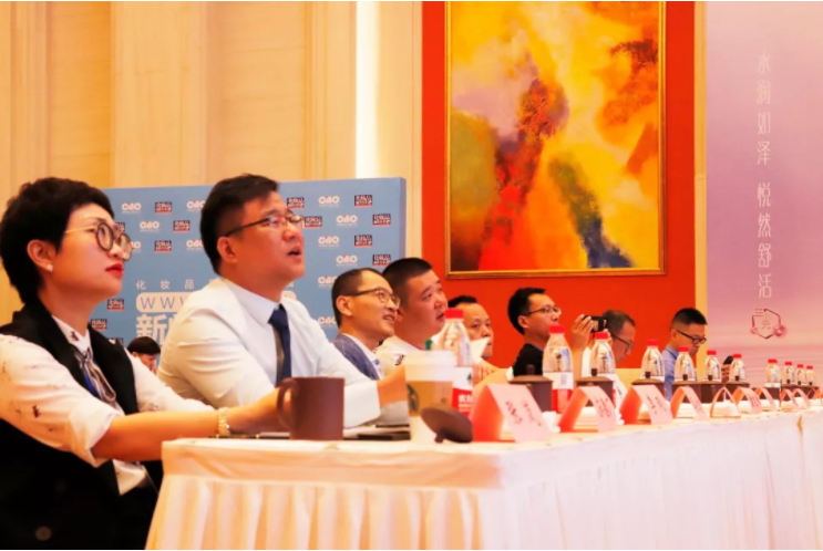 十大drama事件：詹庫球迷一家親？西決拆隊？易建聯(lián)驚天巨瓜